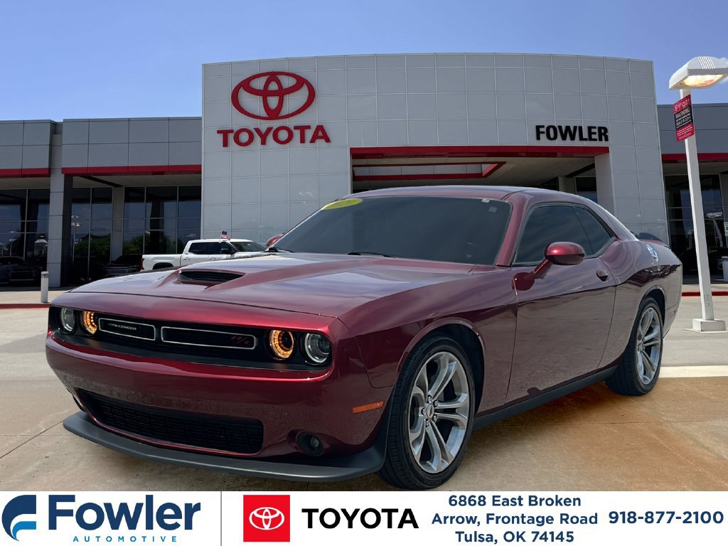 Used 2021 Dodge Challenger R/T RWD image 1