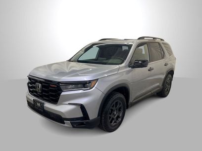 Certified 2025 Honda Pilot TrailSport