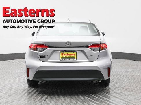 Used 2024 Toyota Corolla LE image 6