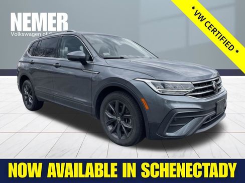 Used 2022 Volkswagen Tiguan SE image 11