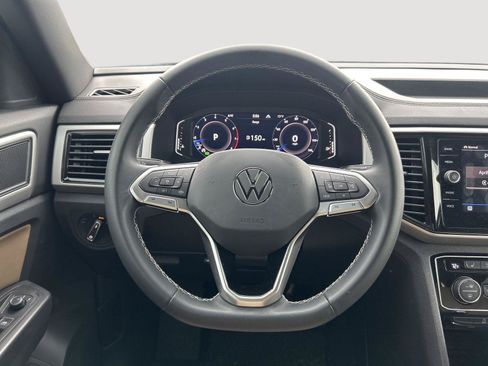 Used 2023 Volkswagen Atlas Cross Sport SE w/ Black Wheel Package AWD/4WD image 16