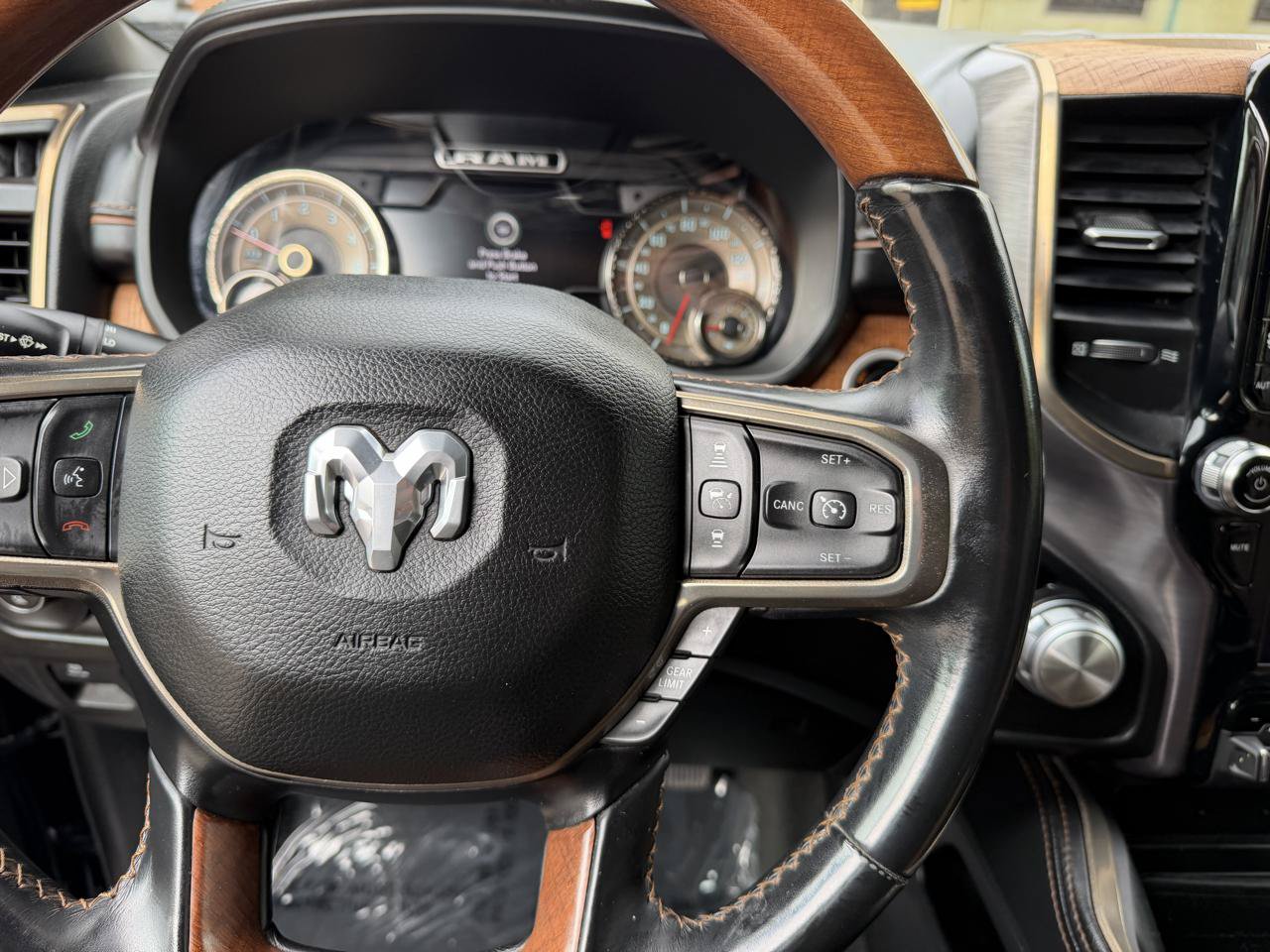 Used 2021 RAM 1500 Limited AWD/4WD image 91