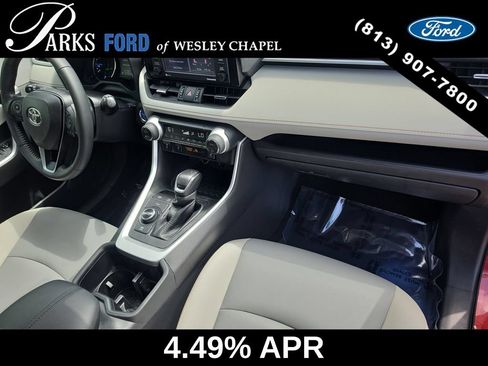 Used 2022 Toyota RAV4 XLE Premium AWD/4WD image 10