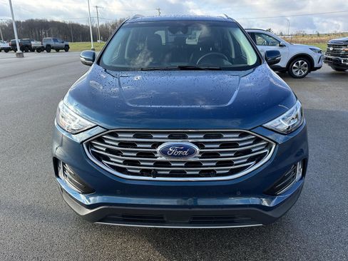 Used 2020 Ford Edge Titanium w/ Class II Trailer Tow Package AWD/4WD image 12