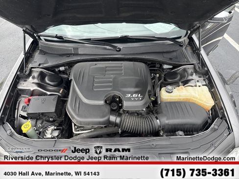 Used 2018 Chrysler 300 Limited w/ Safetytec Plus Group image 13