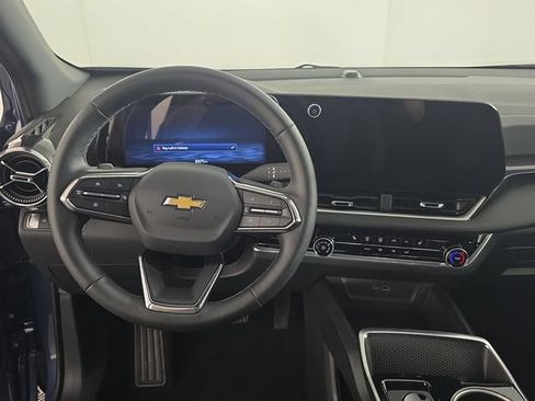 Certified 2026 Chevrolet Equinox LT w/ Safety and Technology Package FWD image 12