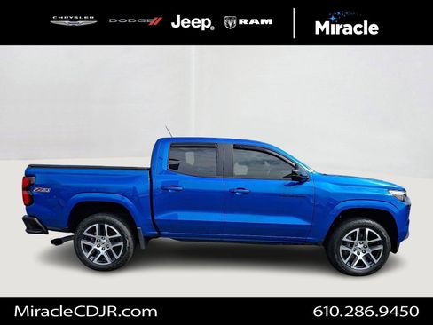 Used 2023 Chevrolet Colorado Z71 w/ Z71 Convenience Package 2 AWD/4WD image 7