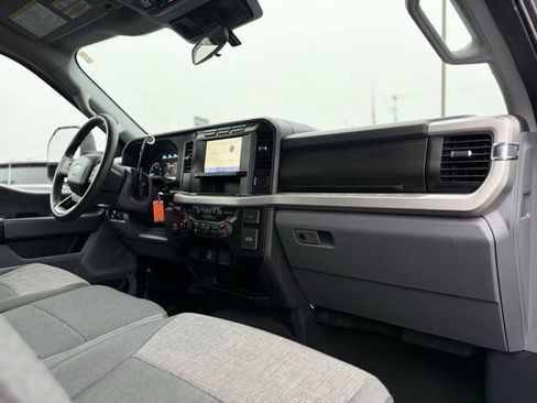 Used 2024 Ford F250 XLT image 17