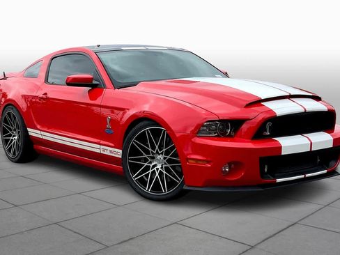 Used 2013 Ford Mustang Shelby GT500 image 2