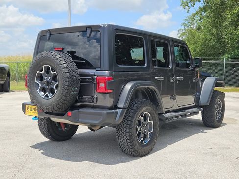 Used 2023 Jeep Wrangler Unlimited Rubicon 4xe w/ Cold Weather Group AWD/4WD image 3
