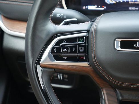 Used 2024 Jeep Grand Cherokee L Summit image 20