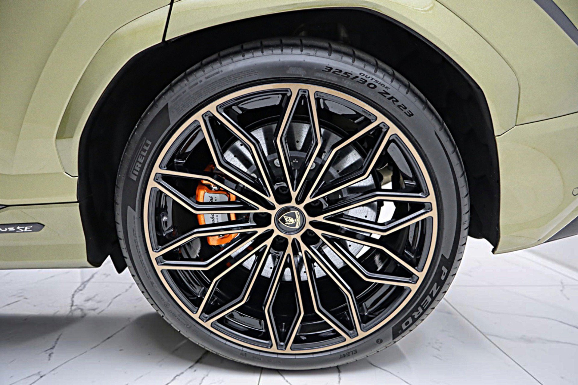 Used 2026 Lamborghini Urus SE AWD/4WD image 44