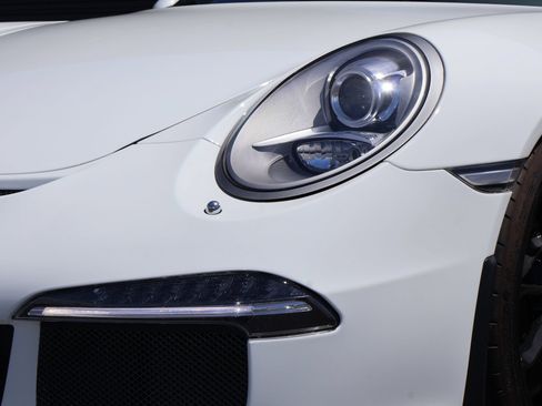 Used 2014 Porsche 911 GT3 RWD image 12
