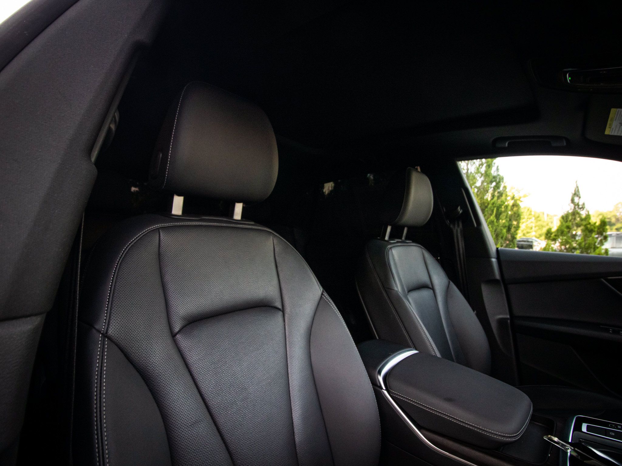 Used 2021 Audi Q8 Premium Plus AWD/4WD image 33