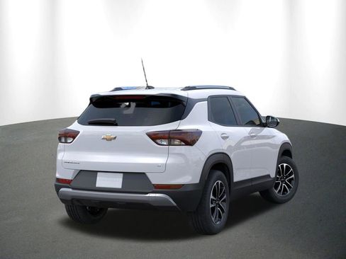 New 2026 Chevrolet TrailBlazer LT FWD image 5