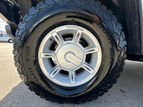 Used 2005 HUMMER H2 AWD/4WD image 13
