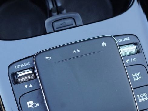 Used 2022 Mercedes-Benz GLA 35 AMG 4MATIC image 32