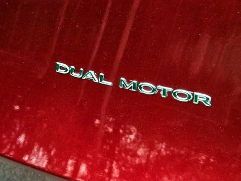 Used 2024 Tesla Model Y Long Range image 7