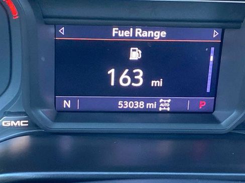 Used 2019 GMC Sierra 1500 SLT w/ SLT Premium Package image 32