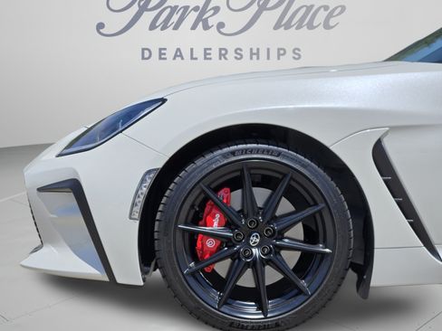 Used 2025 Toyota GR86 Premium w/ Performance Package RWD image 35