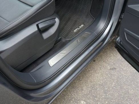 Certified 2023 Volkswagen Atlas SE w/ Panoramic Sunroof Package image 67