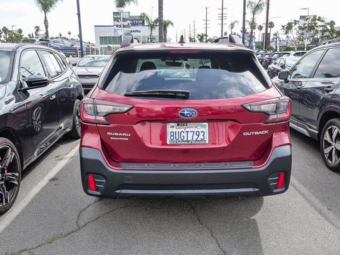 Used 2021 Subaru Outback Premium AWD/4WD image 16