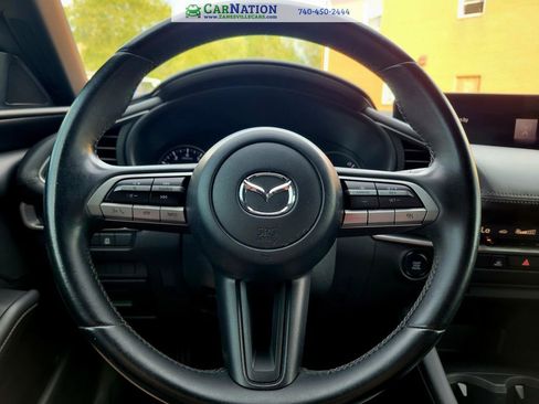 Used 2020 MAZDA MAZDA3 Hatchback image 21