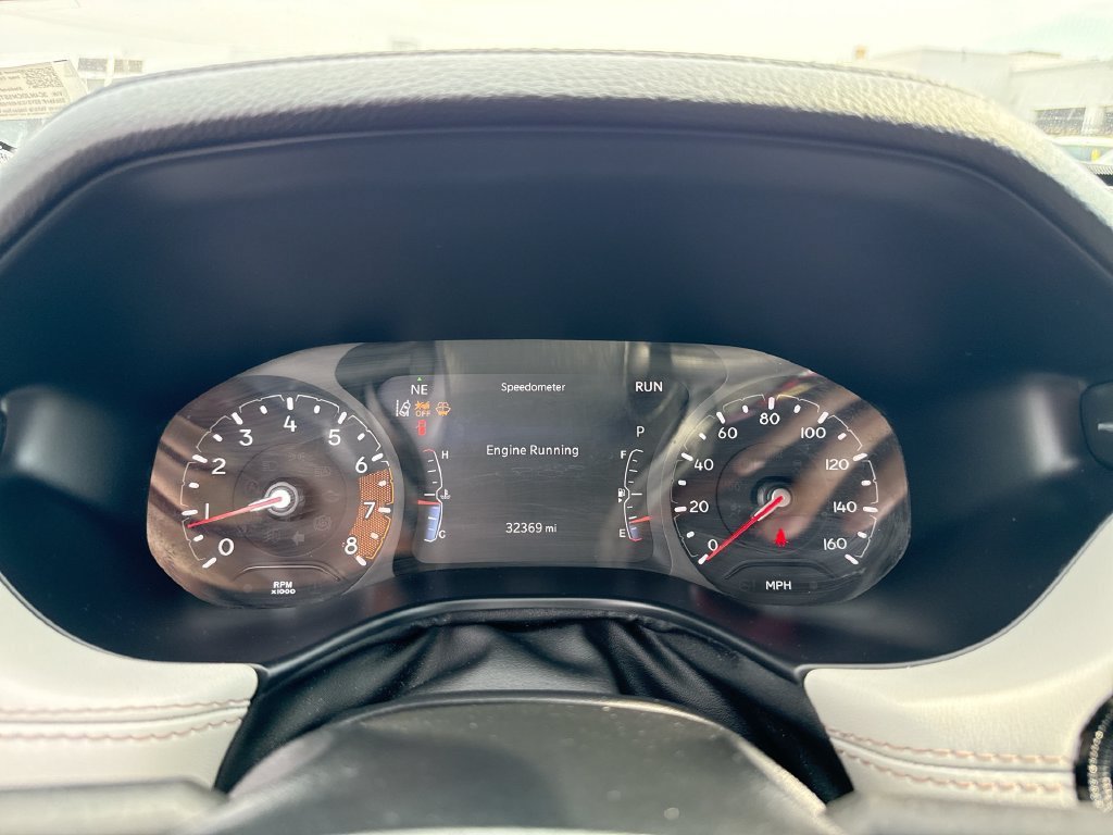 Used 2025 Jeep Compass Limited AWD/4WD image 20