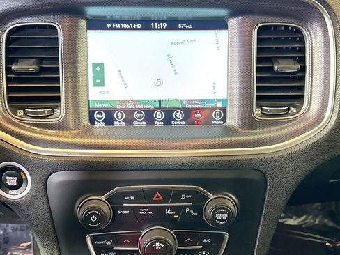 Used 2018 Dodge Charger GT image 13