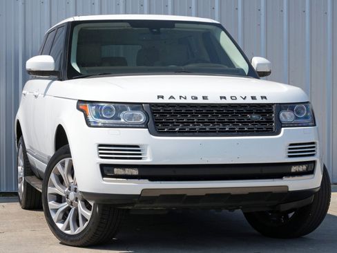 Used 2015 Land Rover Range Rover Supercharged image 2