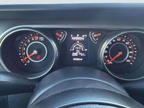 Used 2018 Jeep Wrangler Unlimited Sport S image 14