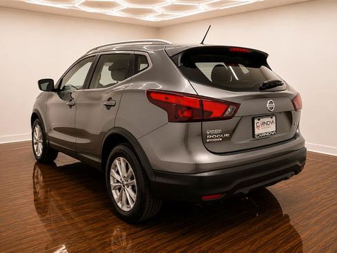 Used 2018 Nissan Rogue Sport SV w/ SV All-Weather Package AWD/4WD image 6