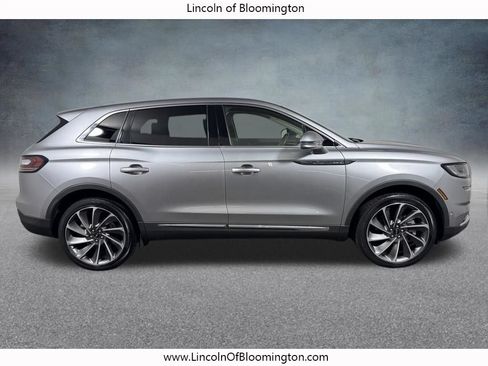Used 2023 Lincoln Nautilus Reserve w/ Equipment Group 202A AWD/4WD image 9