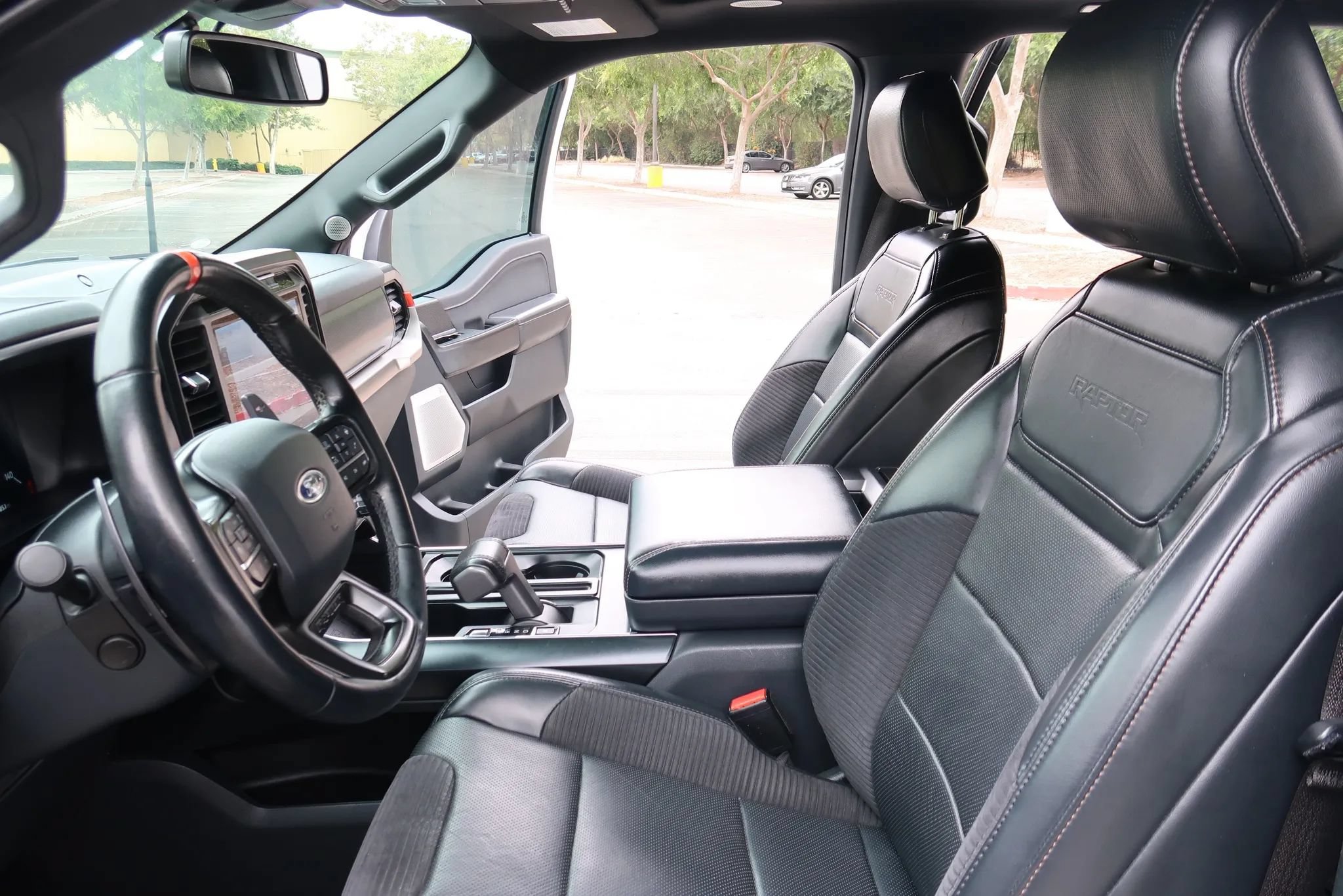 Used 2022 Ford F150 Raptor w/ Equipment Group 801A High AWD/4WD image 20