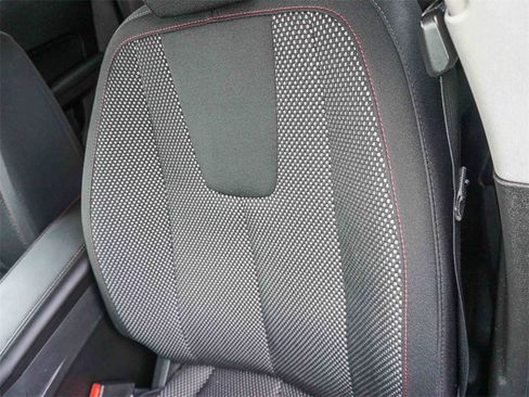 Used 2015 Chevrolet Equinox LT image 20