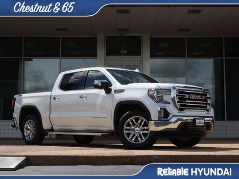 Used 2019 GMC Sierra 1500 SLT w/ SLT Premium Plus Package AWD/4WD image 2