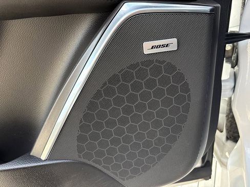 Used 2018 Cadillac Escalade ESV Premium Luxury w/ LPO, Radiant Package image 17