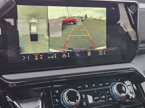 New 2026 GMC Sierra 2500 AT4 w/ AT4 Premium Plus Package AWD/4WD image 12