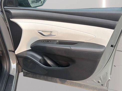 Used 2025 Hyundai Tucson SEL AWD/4WD image 19