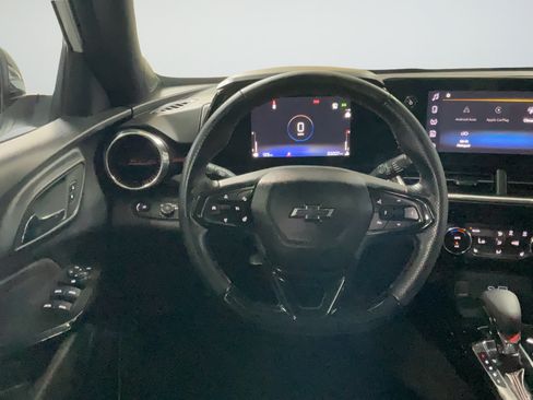 Certified 2024 Chevrolet Trax RS w/ Sunroof Package FWD image 15