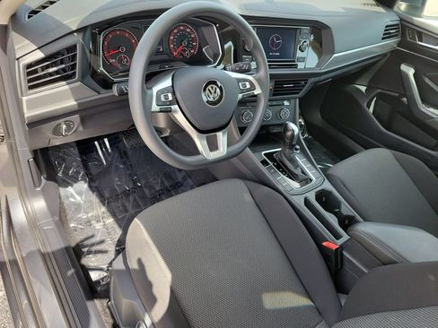 Used 2021 Volkswagen Jetta SE FWD image 12