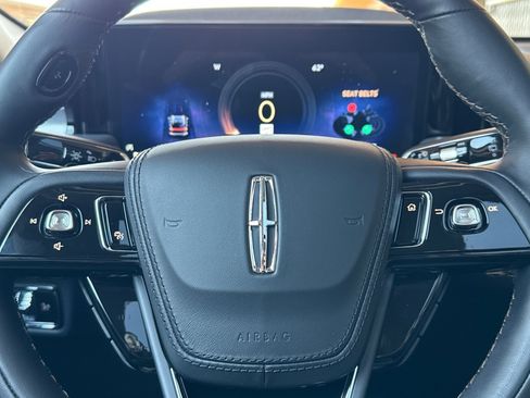 New 2025 Lincoln Aviator 2WD w/ Equipment Group 101A image 23