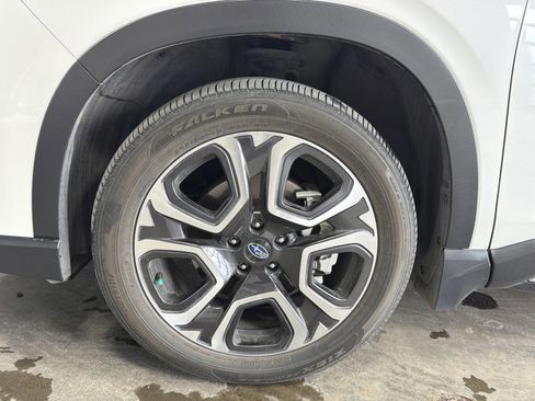 Certified 2023 Subaru Ascent Touring w/ Popular Package #2A image 9