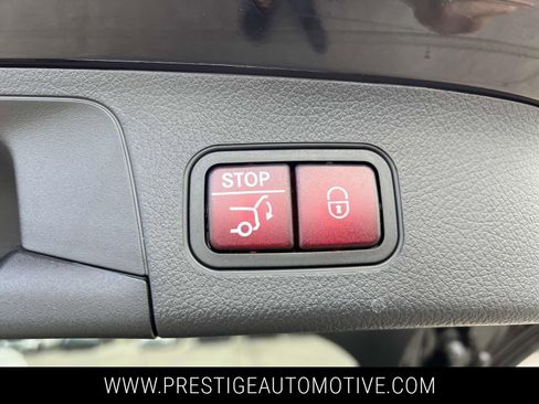 Used 2026 Mercedes-Benz GLA 250 4MATIC image 14