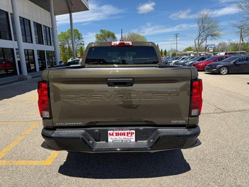 Used 2023 Chevrolet Colorado W/T RWD image 6