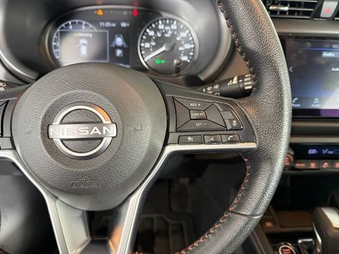 Used 2023 Nissan Kicks SR image 33