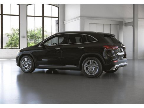 Used 2023 Mercedes-Benz GLA 250 4MATIC image 32