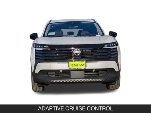 New 2026 Nissan Kicks SV w/ SV Premium Package image 5