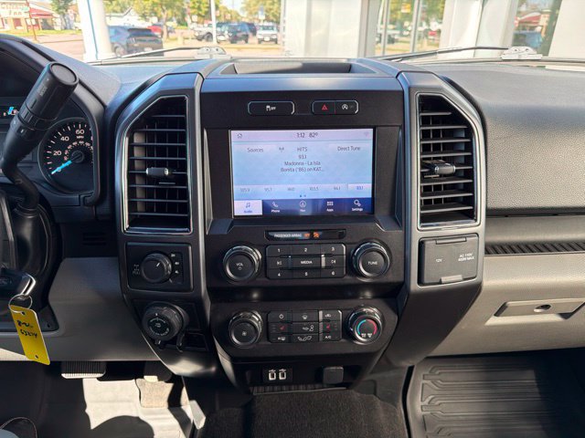 Used 2020 Ford F150 XLT w/ Equipment Group 302A Luxury AWD/4WD image 14