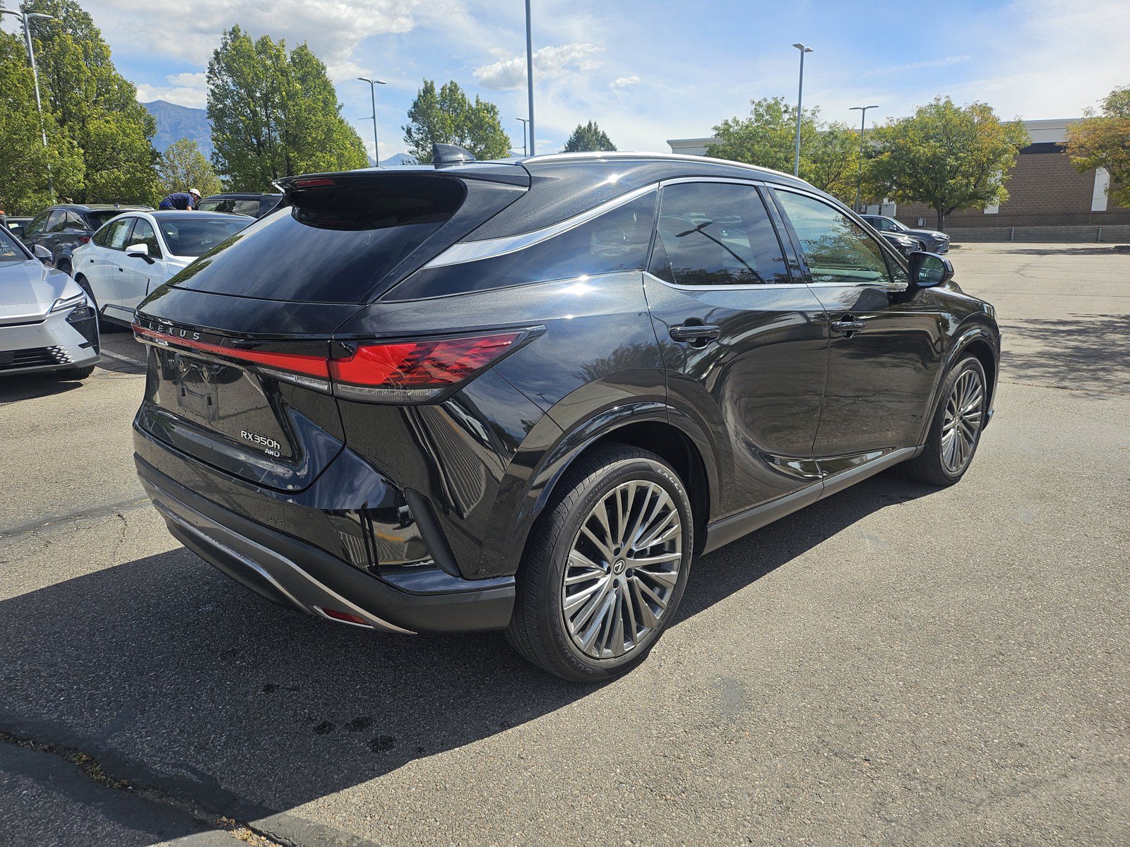 Used 2024 Lexus RX 350 w/ Convenience Package AWD/4WD image 5